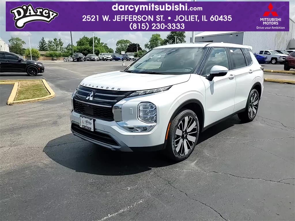 2025 Mitsubishi Outlander SE